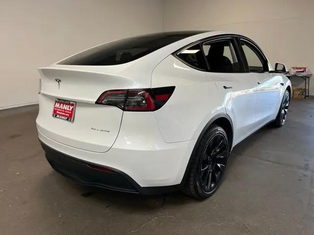 2024 Tesla Model Y Long Range Dual Motor All-Wheel Drive