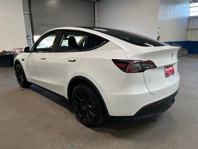 2024 Tesla Model Y Long Range Dual Motor All-Wheel Drive