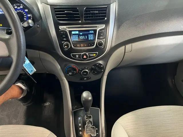 2016 Hyundai Accent SE
