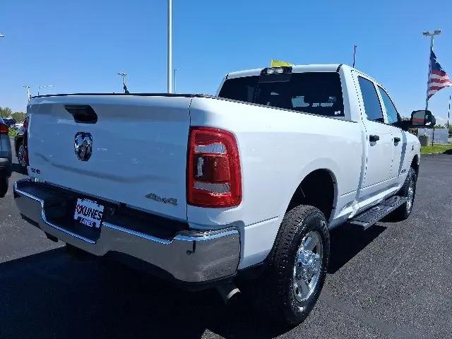 2022 Ram 2500 Tradesman Crew Cab 4x4 6'4" Box
