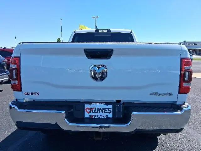 2022 Ram 2500 Tradesman Crew Cab 4x4 6'4" Box
