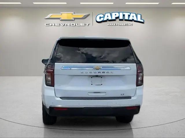 2021 Chevrolet Suburban 4WD LT