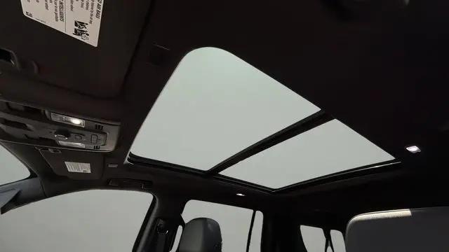 2021 Chevrolet Suburban 4WD LT