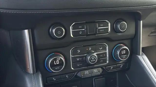 2021 Chevrolet Suburban 4WD LT