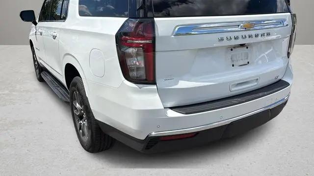 2021 Chevrolet Suburban 4WD LT