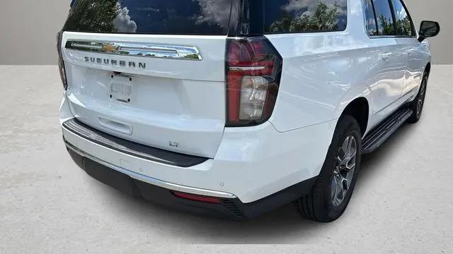 2021 Chevrolet Suburban 4WD LT