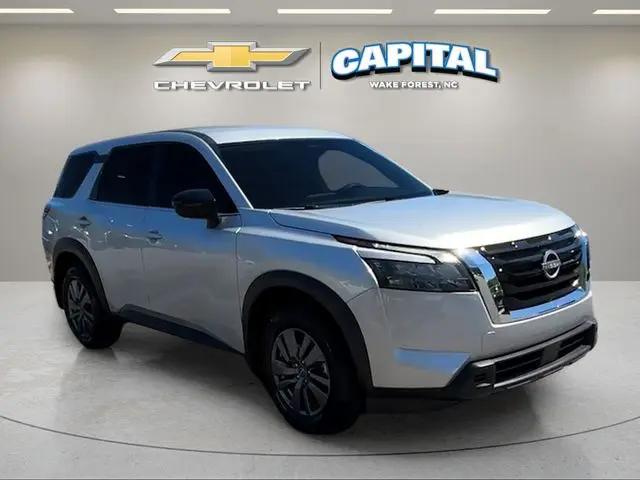 2025 Nissan Pathfinder S FWD