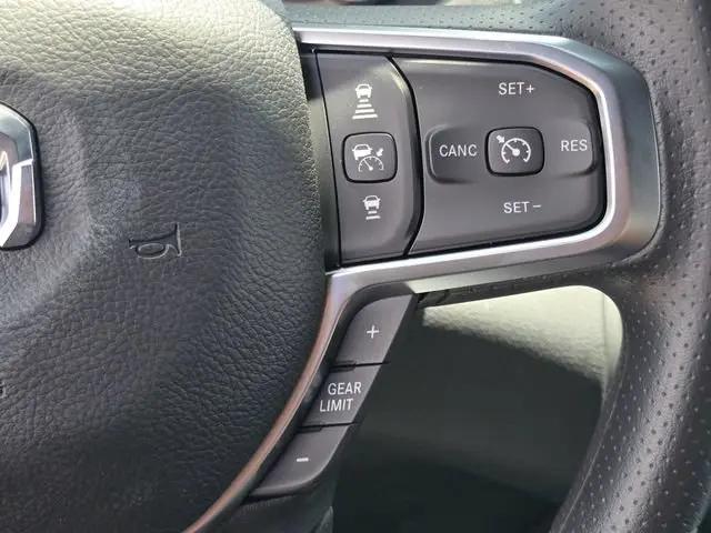 2026 Ram 3500 Tradesman Crew Cab 4x4 64 Box