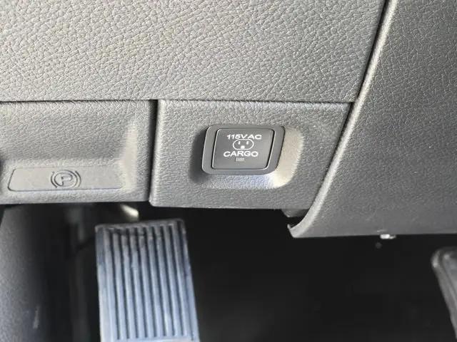 2026 Ram 3500 Tradesman Crew Cab 4x4 64 Box