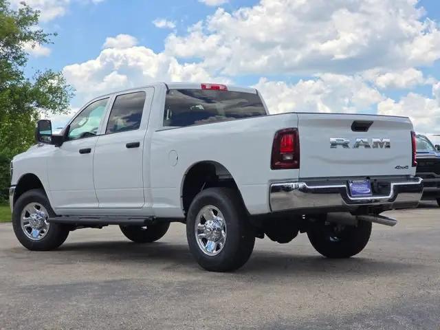 2026 Ram 3500 Tradesman Crew Cab 4x4 64 Box