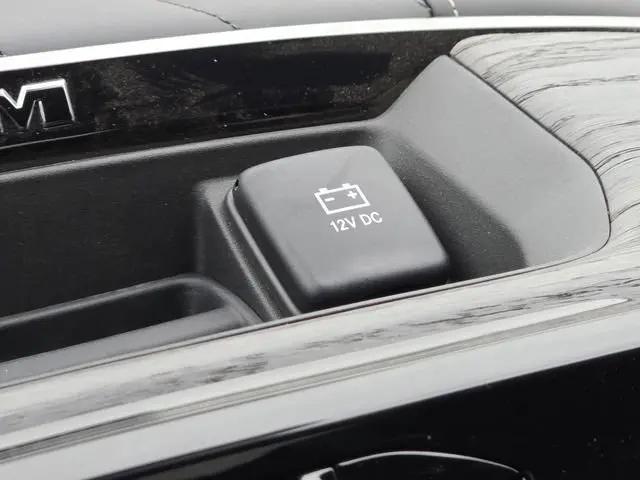 2026 Ram 1500 Limited Crew Cab 4x4 57 Box