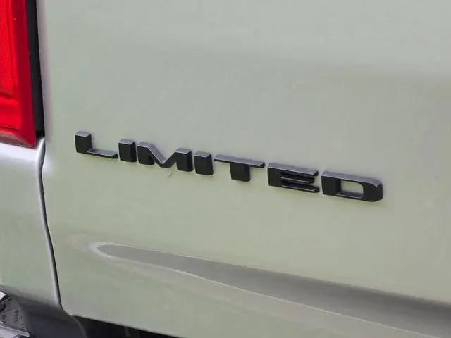 2026 Ram 1500 Limited Crew Cab 4x4 57 Box