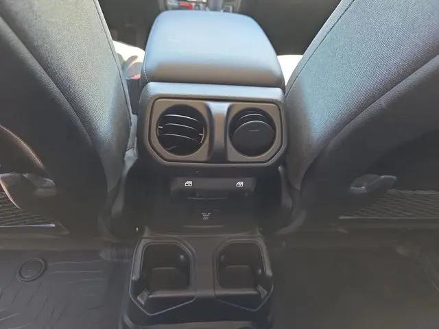 2024 Jeep Wrangler 4-Door Rubicon 4x4