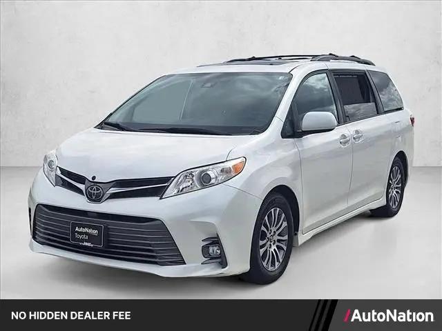 2019 Toyota Sienna XLE Premium 8 Passenger for sale in Cerritos, CA