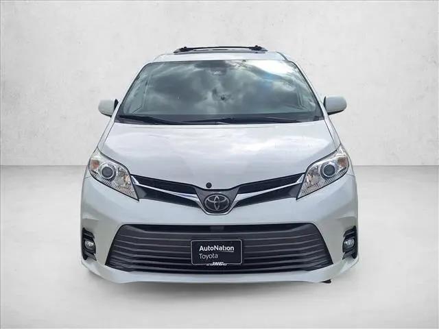 2019 Toyota Sienna XLE Premium 8 Passenger