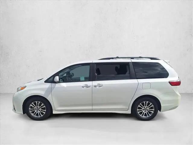 2019 Toyota Sienna XLE Premium 8 Passenger