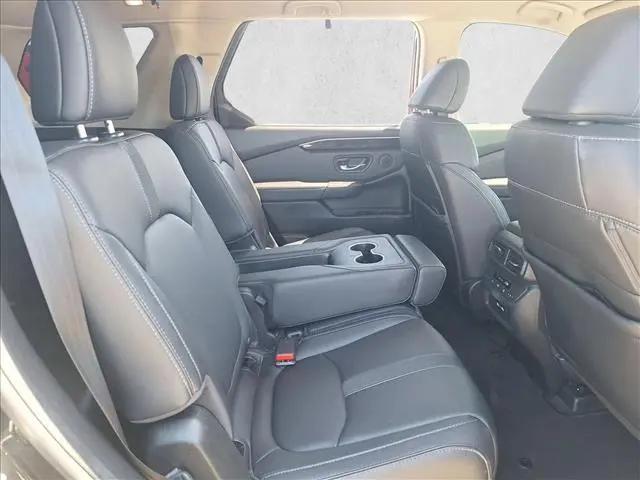 2023 Honda Pilot 2WD EX-L 8 Passenger