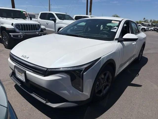 2025 Kia K4 LXS
