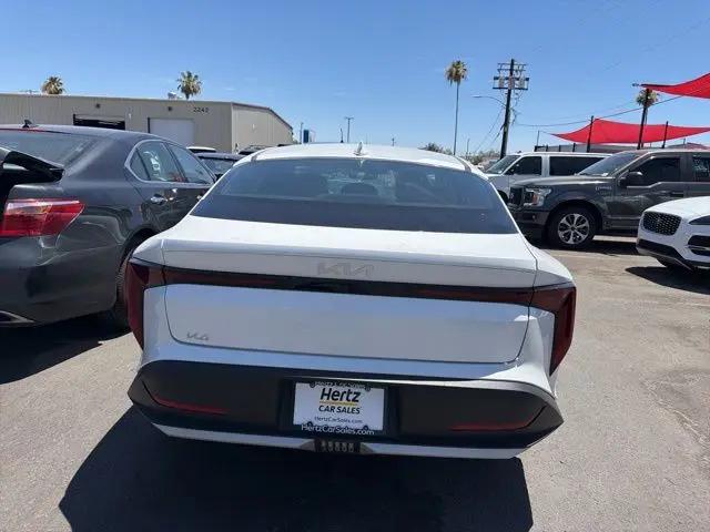 2025 Kia K4 LXS