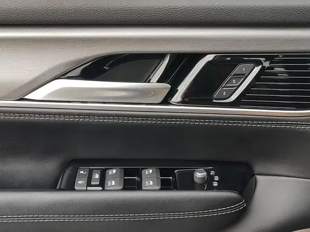 2024 Jeep Wagoneer Series II Carbide 4x2