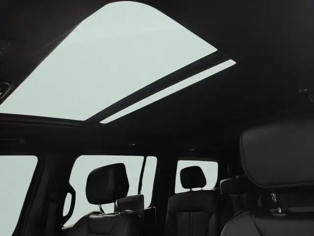 2024 Jeep Wagoneer Series II Carbide 4x2