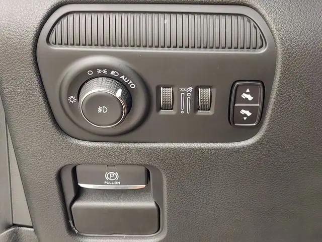 2024 Jeep Wagoneer Series II Carbide 4x2