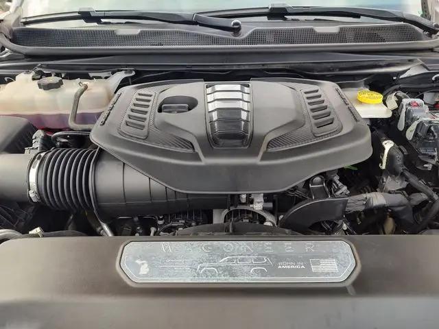 2024 Jeep Wagoneer Series II Carbide 4x2