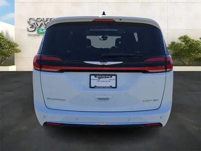 2024 Chrysler Pacifica Limited