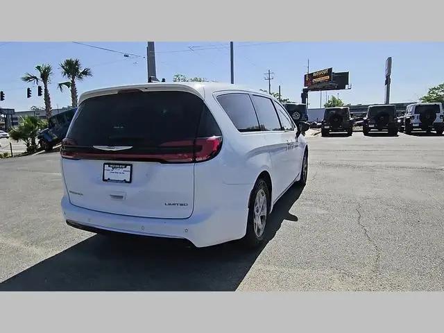 2024 Chrysler Pacifica Limited