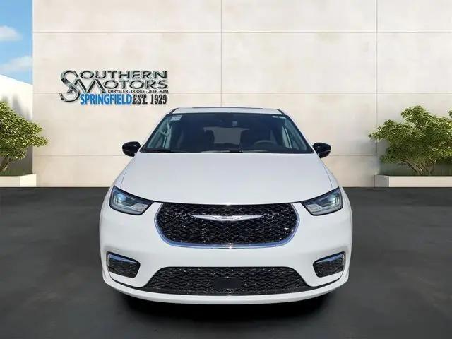 2024 Chrysler Pacifica Limited