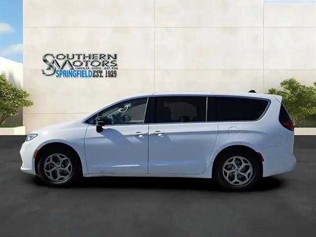 2024 Chrysler Pacifica Limited