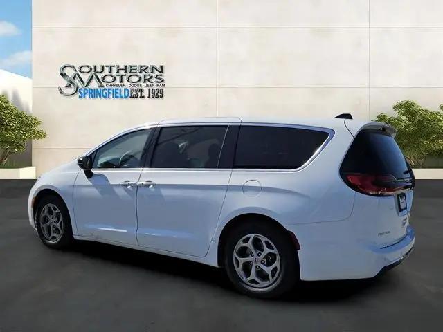 2024 Chrysler Pacifica Limited