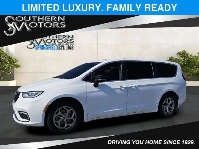 2024 Chrysler Pacifica Limited for sale in Springfield, GA