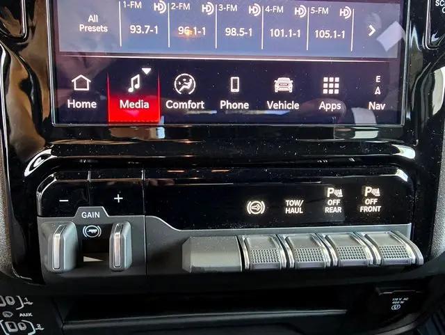 2026 Ram 2500 Black Express Crew Cab 4x4 64 Box