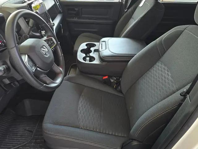 2026 Ram 2500 Black Express Crew Cab 4x4 64 Box