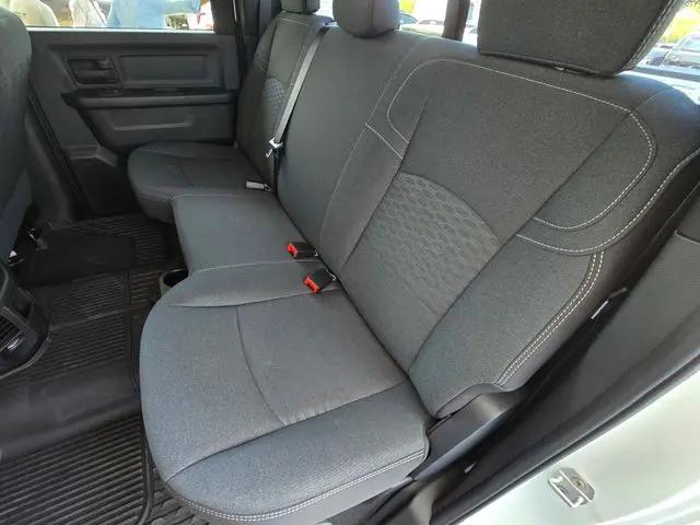 2026 Ram 2500 Black Express Crew Cab 4x4 64 Box