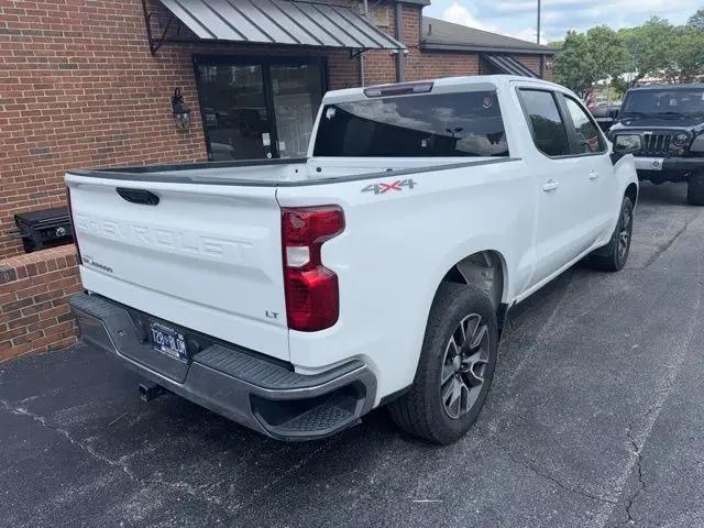 2022 Chevrolet Silverado 1500 4WD Crew Cab Short Bed LT with 2FL