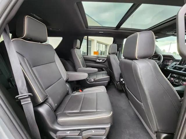 2023 GMC Yukon 4WD SLT