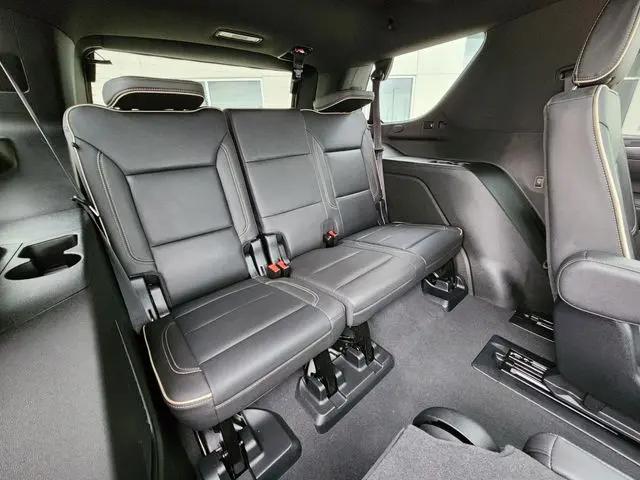 2023 GMC Yukon 4WD SLT