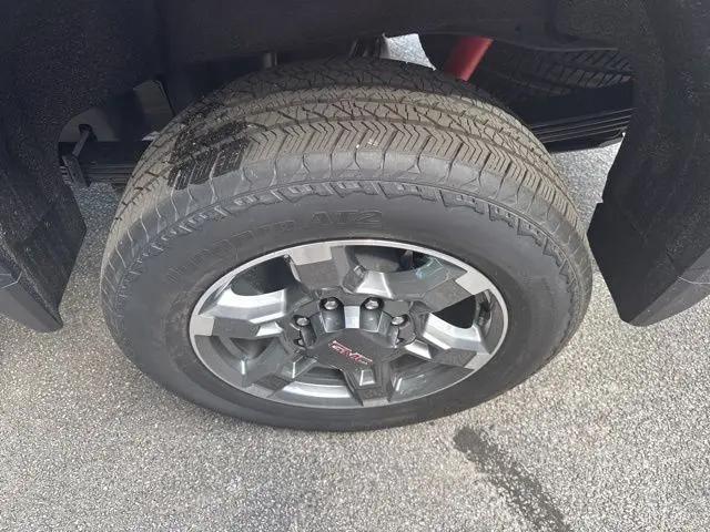 2026 GMC Sierra 2500HD Crew Cab, Standard Bed, SLT, 4WD
