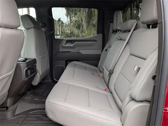 2026 GMC Sierra 1500 Crew Cab, Short Bed, SLT, 4WD