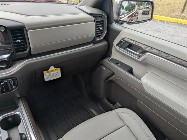 2026 GMC Sierra 1500 Crew Cab, Short Bed, SLT, 4WD