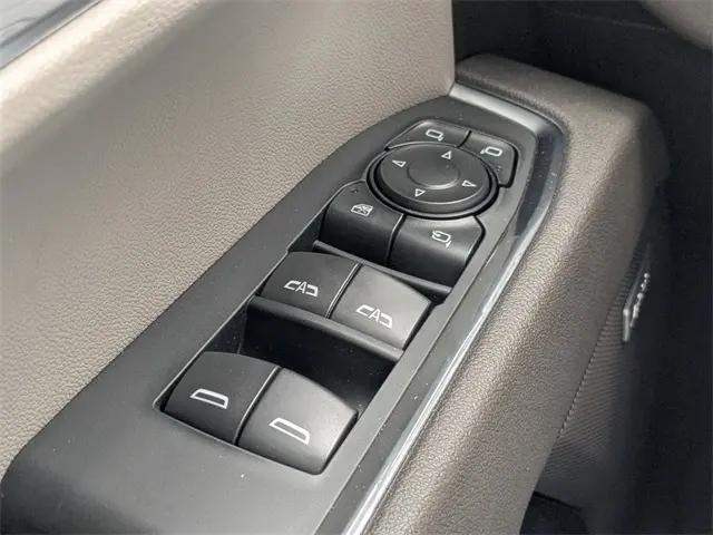 2026 GMC Sierra 1500 Crew Cab, Short Bed, SLT, 4WD