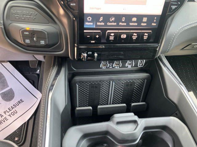 2026 Ram 3500 Limited Crew Cab 4x4 8 Box