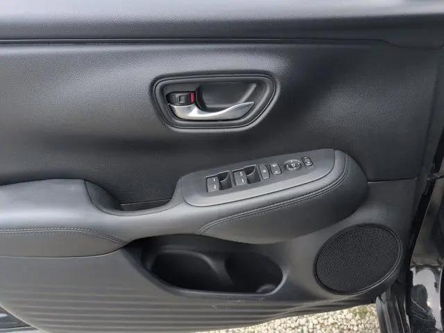 2025 Honda HR-V 2WD LX