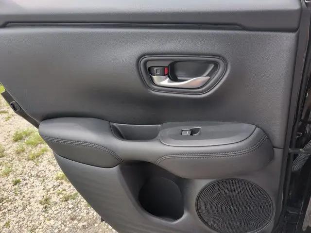 2025 Honda HR-V 2WD LX