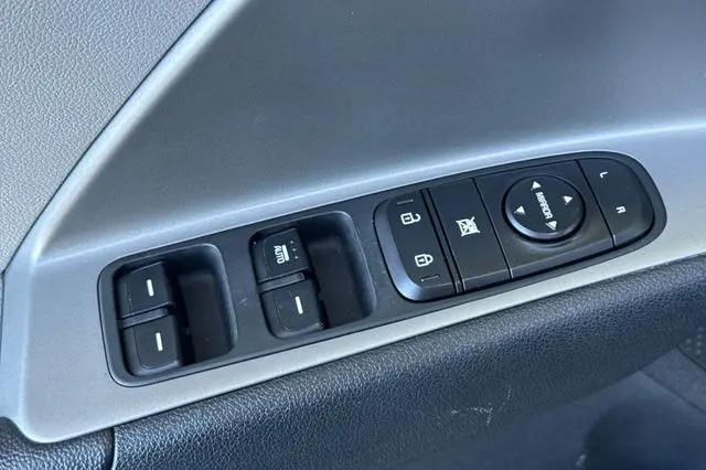 2019 Kia Niro Plug-In Hybrid LX