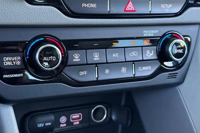 2019 Kia Niro Plug-In Hybrid LX