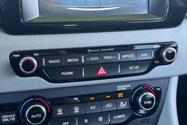2019 Kia Niro Plug-In Hybrid LX