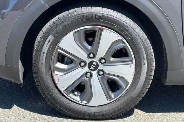 2019 Kia Niro Plug-In Hybrid LX